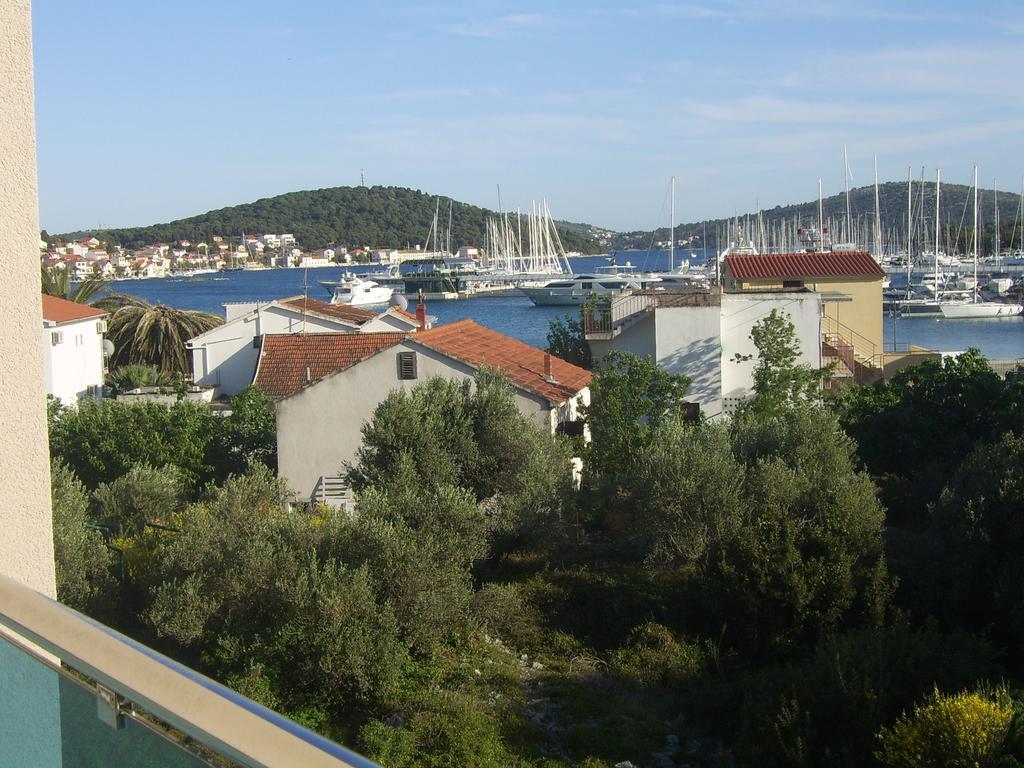 Apartments Villa Erik Rogoznica  Camera foto